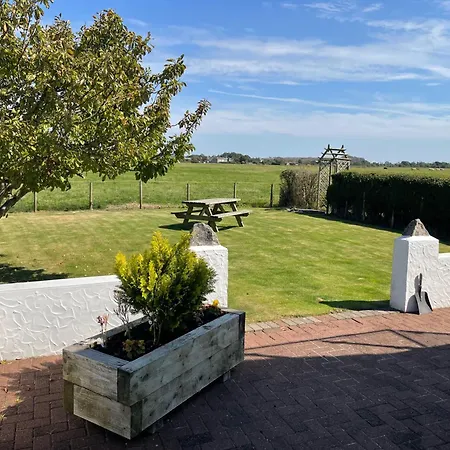 Ulverstons Little Gem - Sleeps 2 - Free Parking Vakantiehuis Ulverston